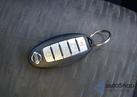 2017 Nissan Rogue Sv z USA, uszkodzony, nr VIN JN8AT2MV5HW268844